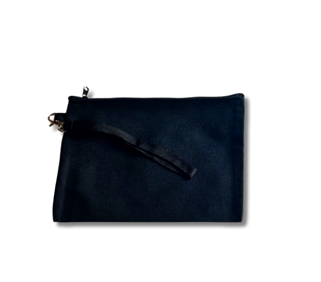 Zip up pouch