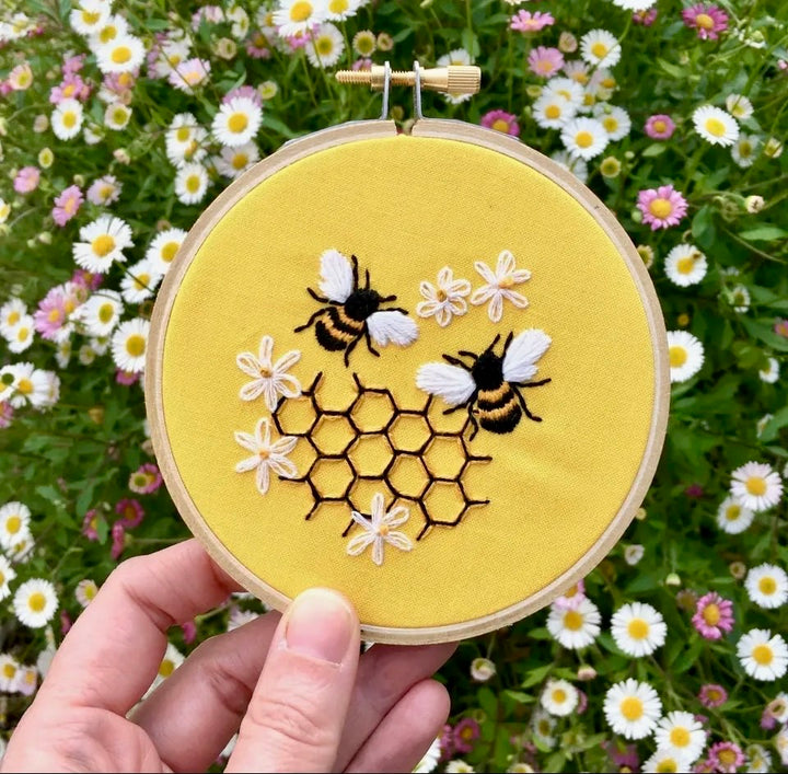 Bees in Honeycomb Kit